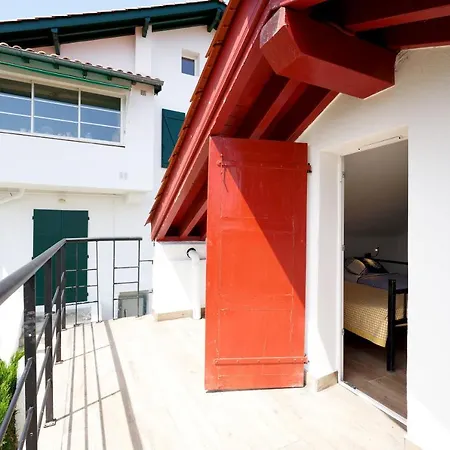 Etxe Ttippi Дом отдыха Сен-Жан-де-Люз